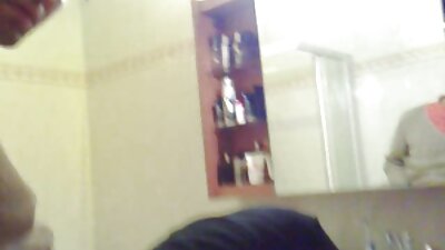 شاي فوكس الساعات فيلم اجنبي جنسي لطيف في سن المراهقة الحصول على مارس الجنس عندما يستمني