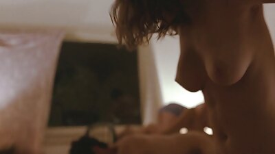 صارمة الأحمق جذابة في افلم جنسي سن المراهقة الخوخ قد ضرب جيدا